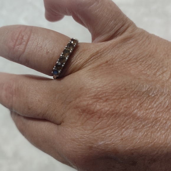 Ring - Picture 4 of 5